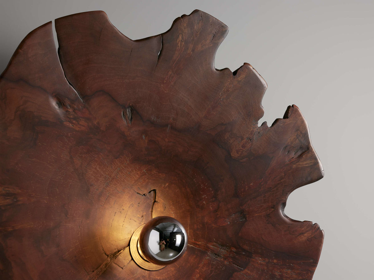 Arruga Sconce