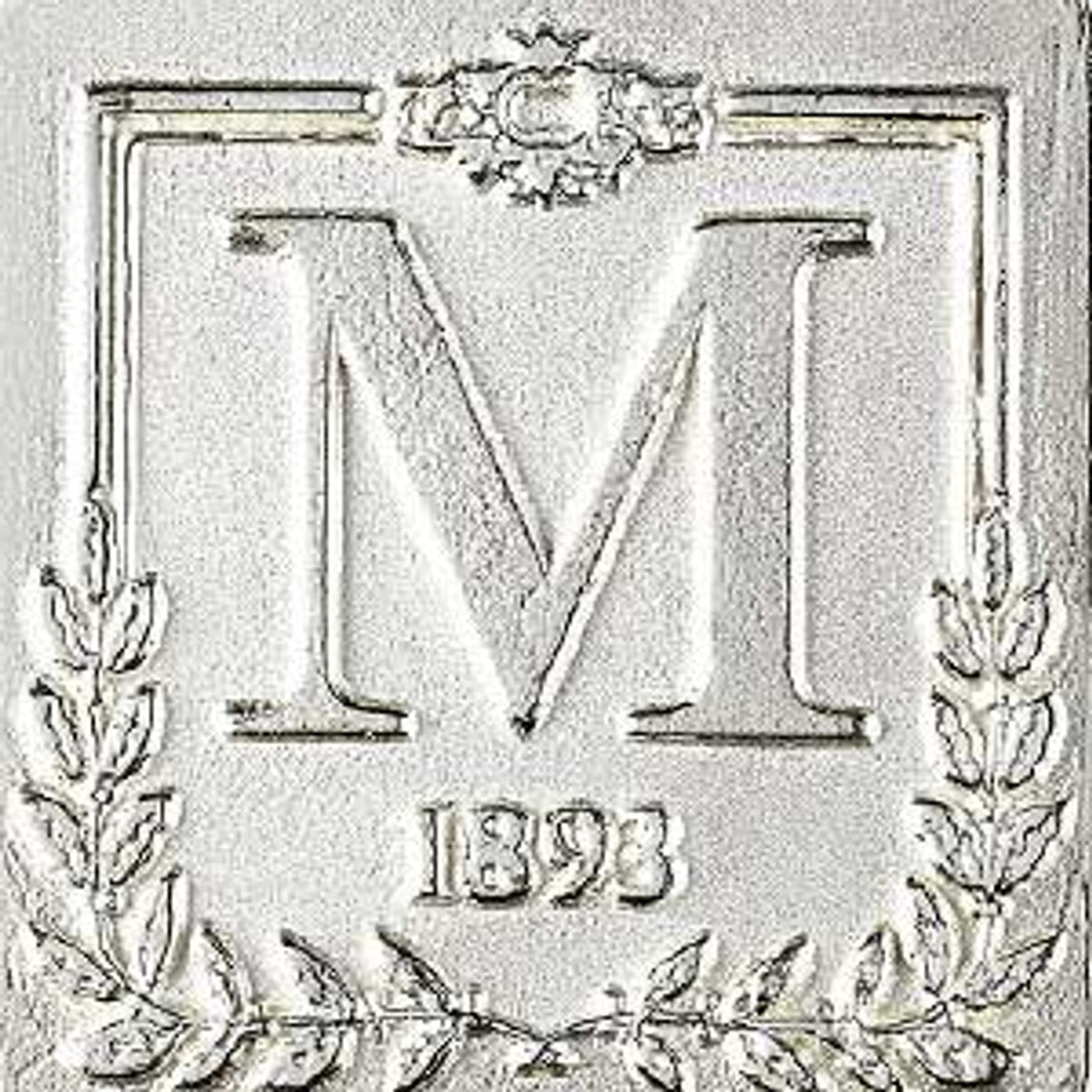 MARINER LUXURY 26" W Flush Mount