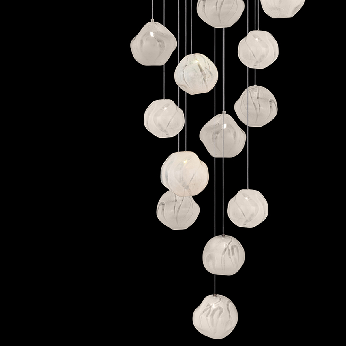 VESTA 19" W Square Pendant