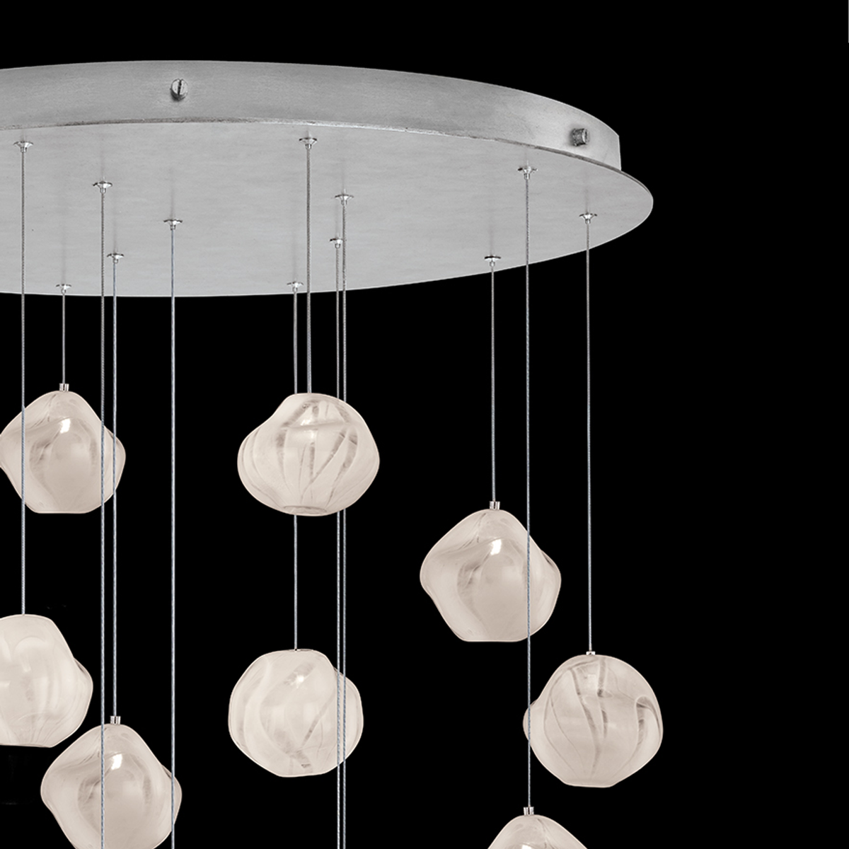 VESTA 32" W Round Pendant