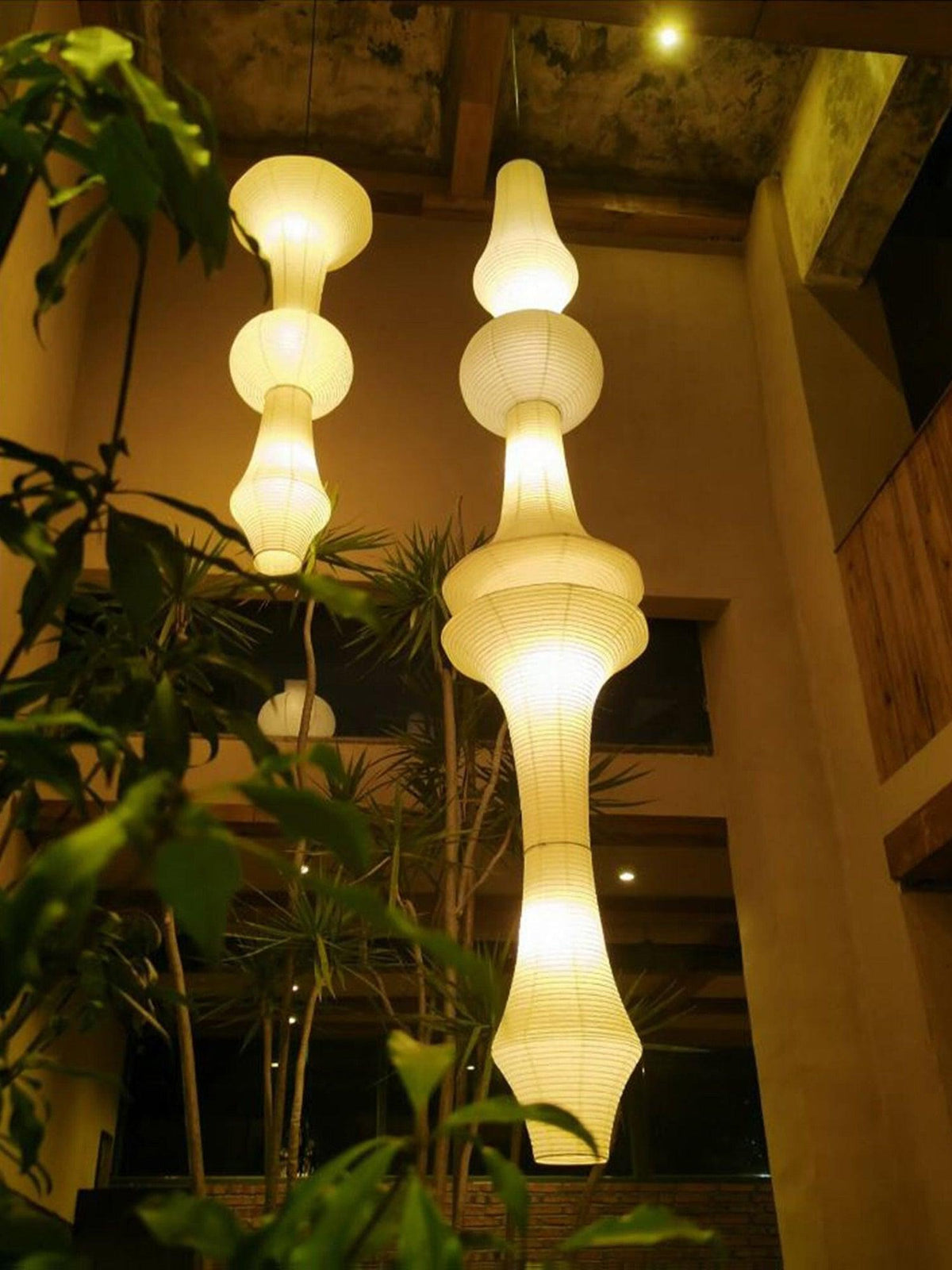 Akari E Pendant Light