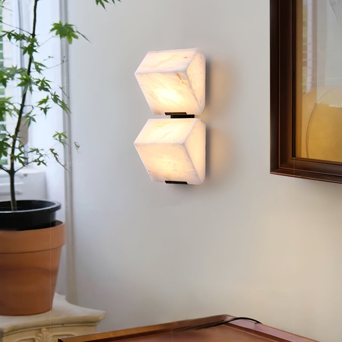 Alabaster Staircase Plug-in Wall Lamp
