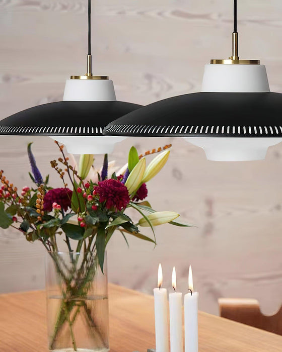 Alien Frisbee Pendant Lamp 17.7"