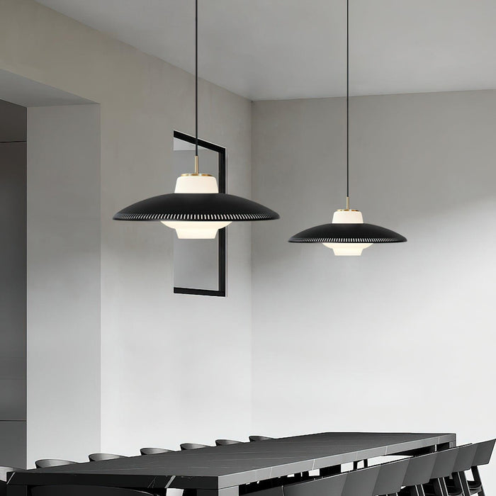 Alien Frisbee Pendant Lamp 17.7"