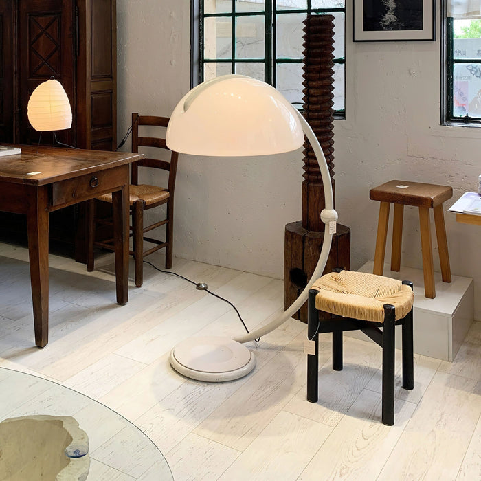 Arc Glow Floor Lamp 30.9"