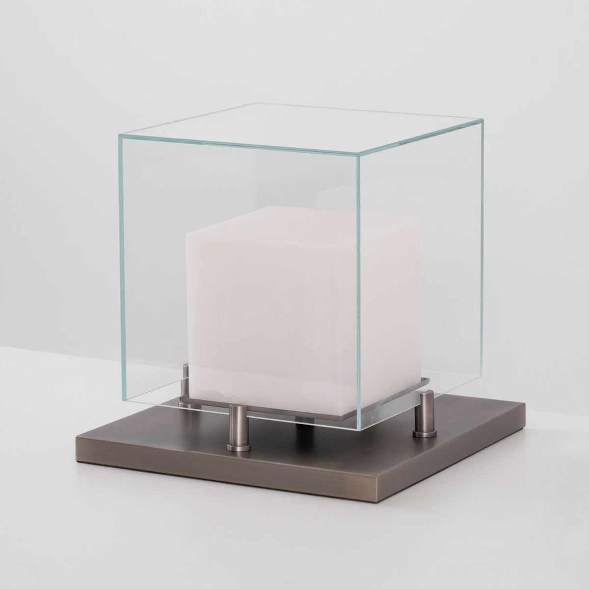 Arqra Alabaster Table Lamp