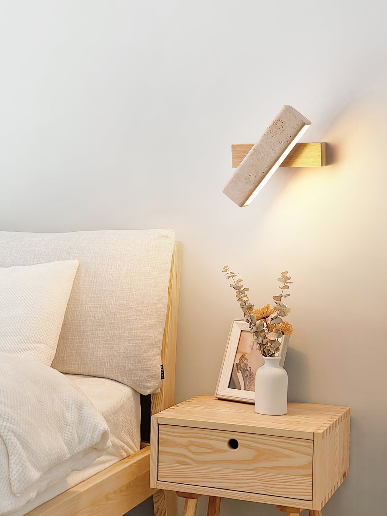 Axis Linear Wall Lamp– YOVINO