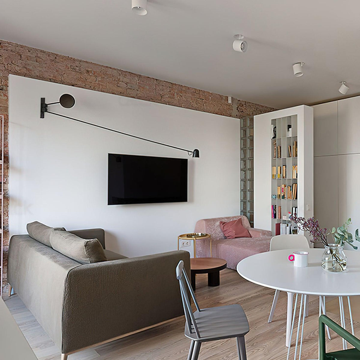 Balanced Wall Light