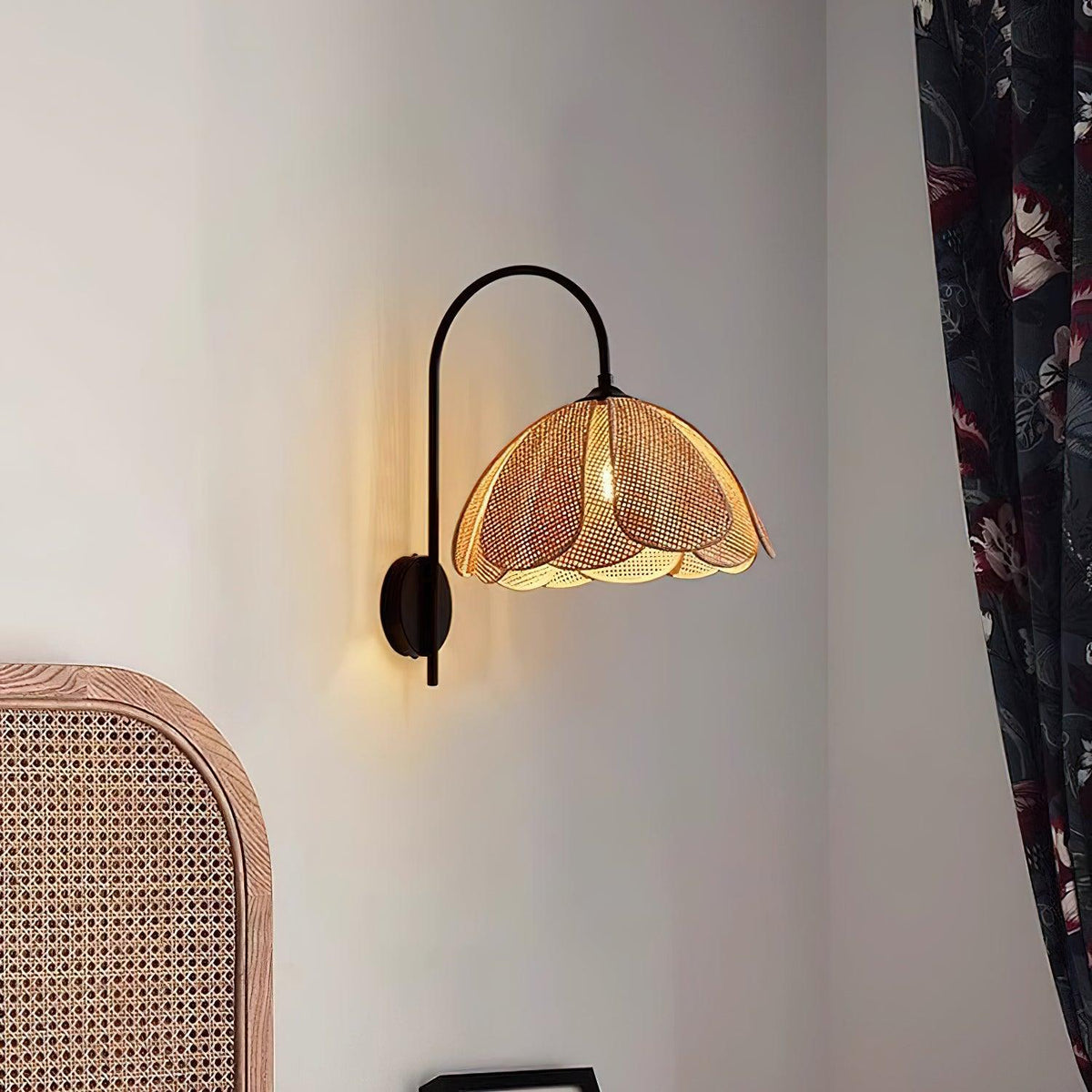 Bloom Rattan Wall Lamp 15.7"