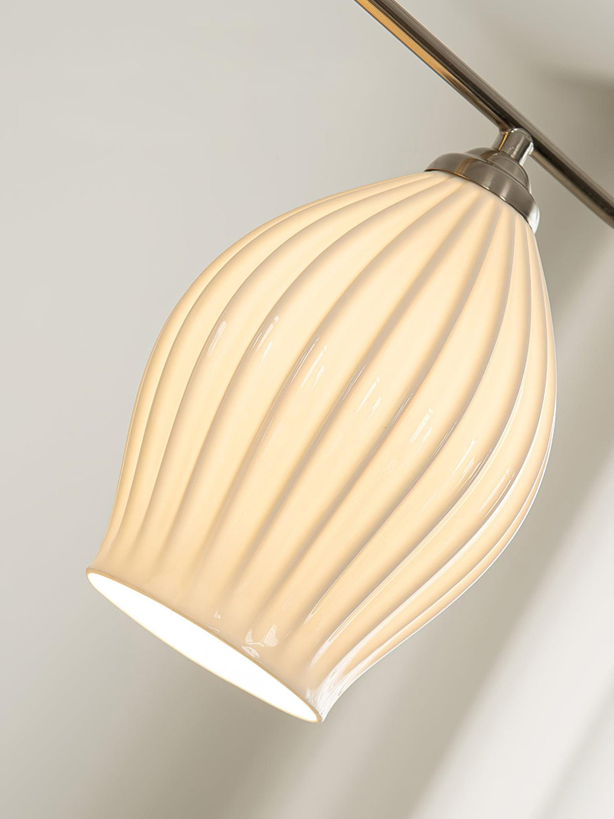 Ceramic Ribbed Pendnat Light