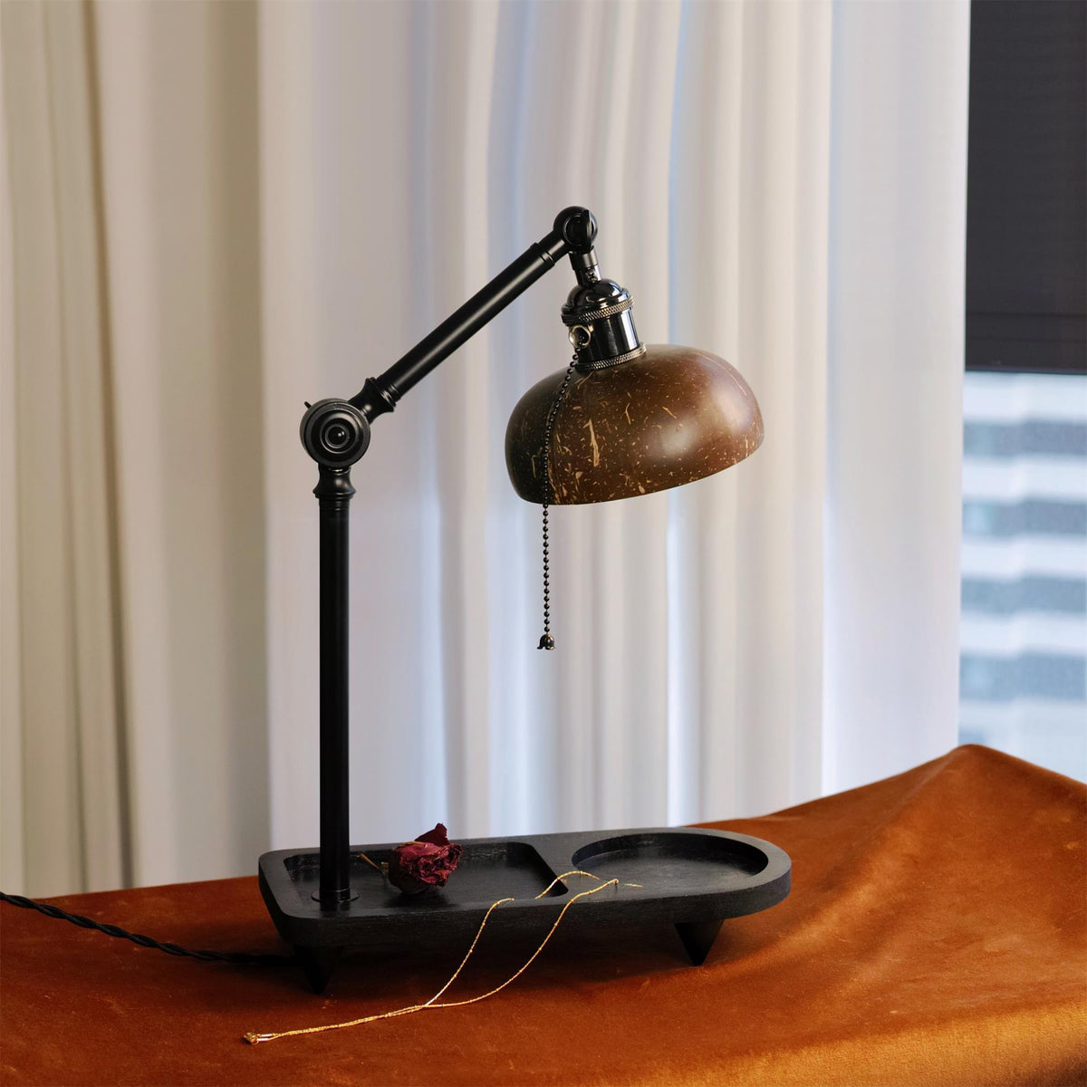 Christian Dell Table Lamp 5.1"