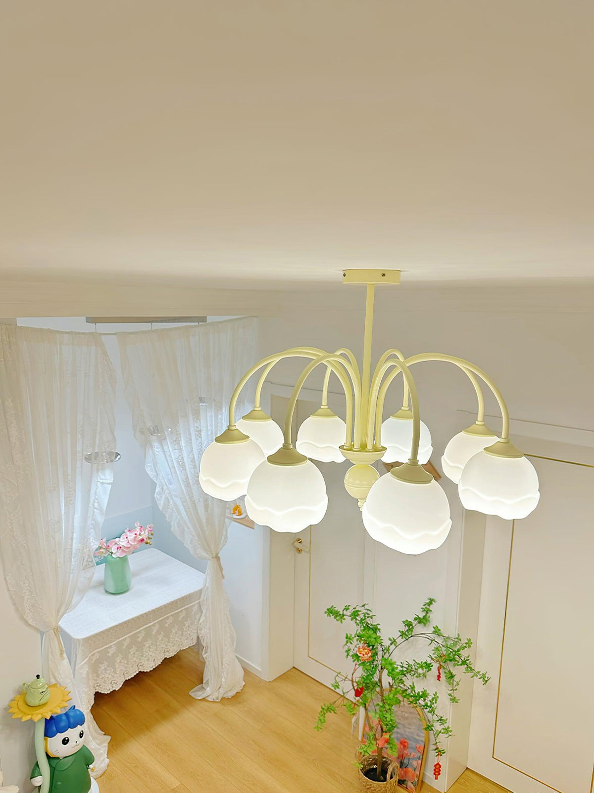 Creamy Chandelier