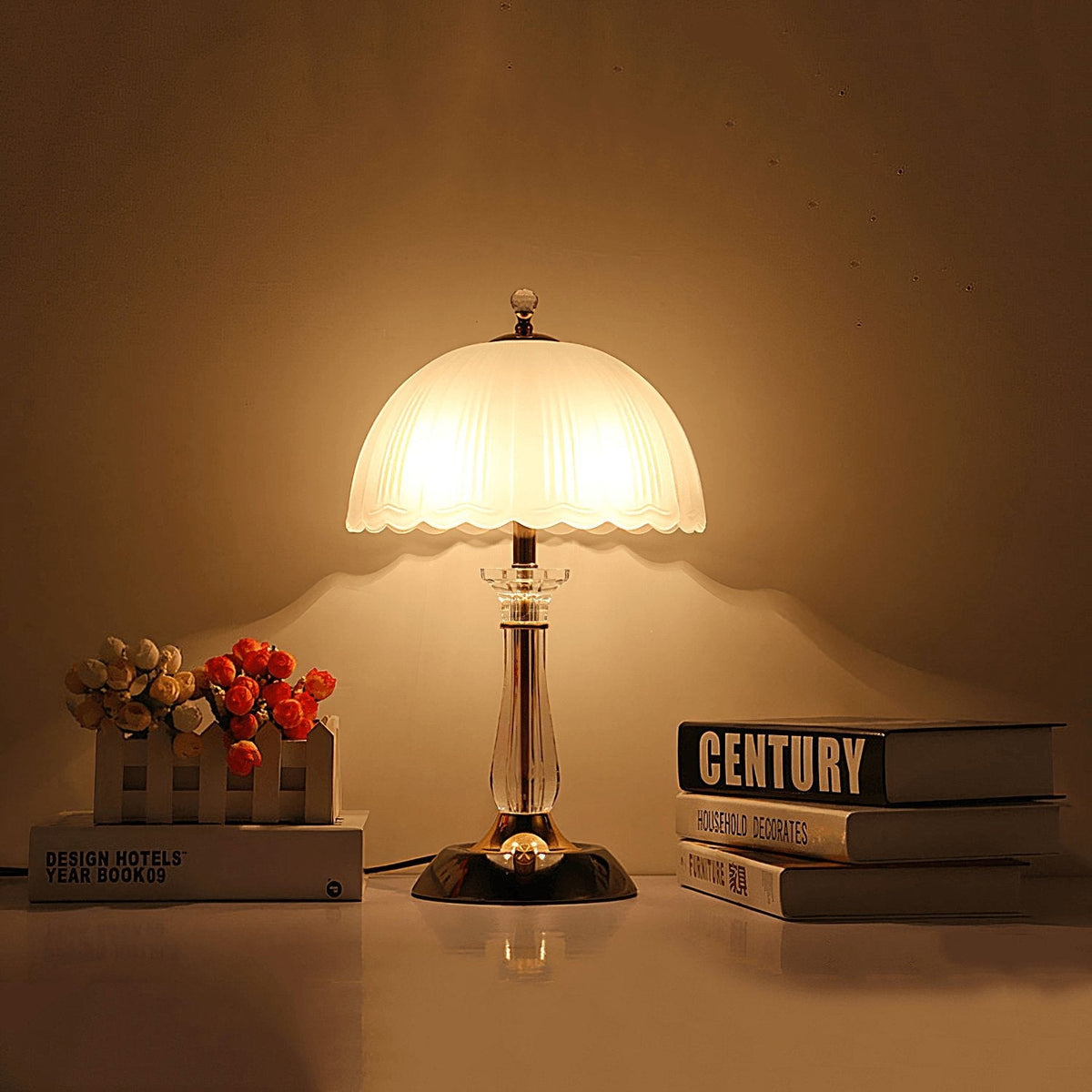 Domed Glass Table Light 9.8"