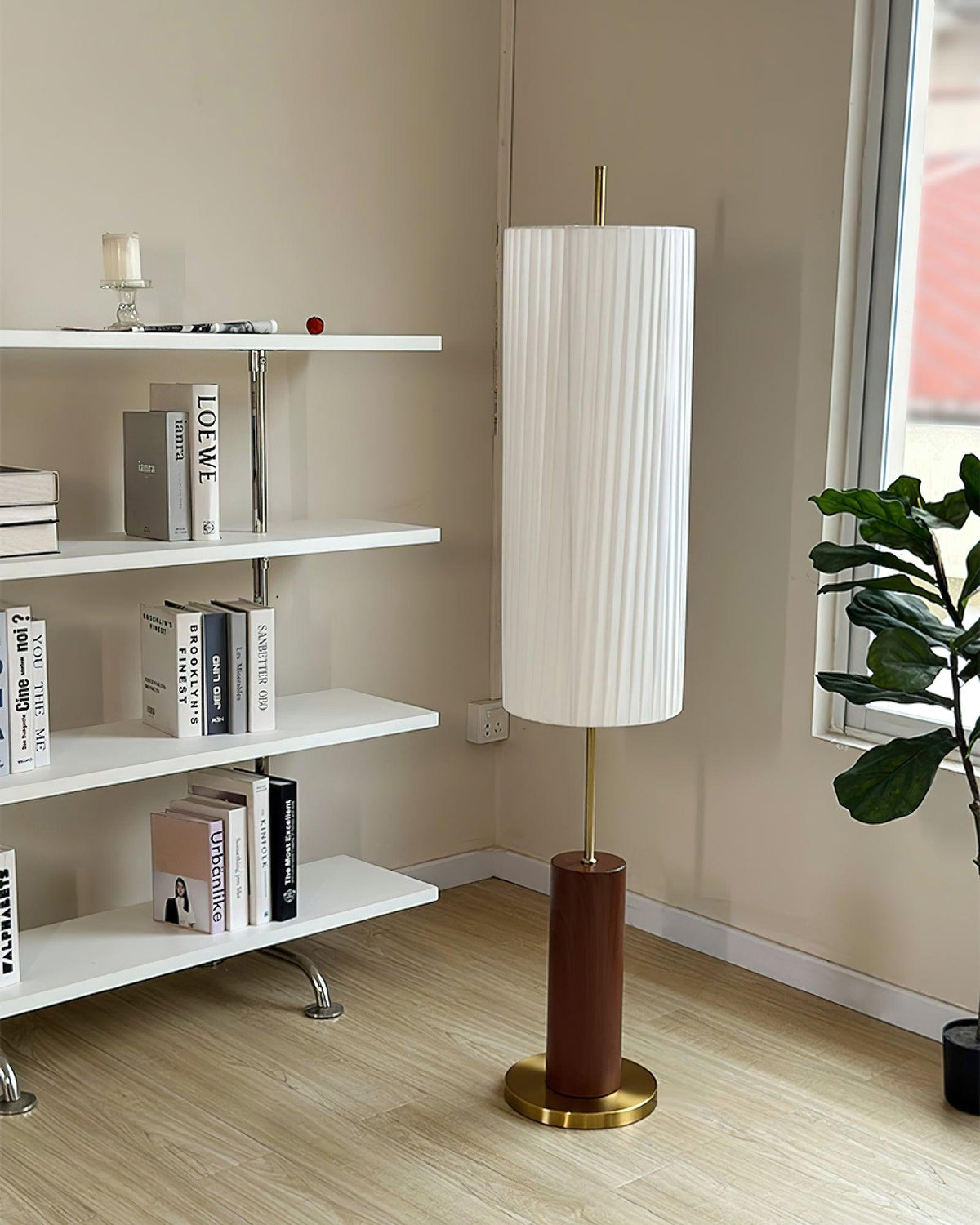 Dorica Floor Lamp 11.8"