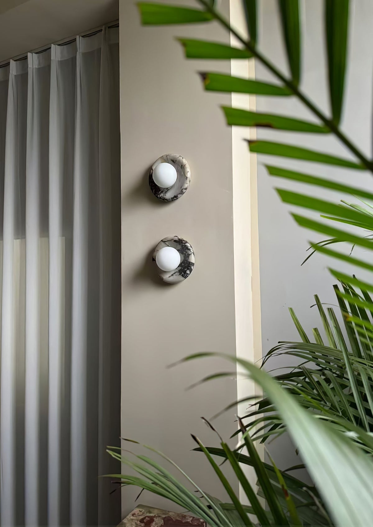 Eclora Wall Light
