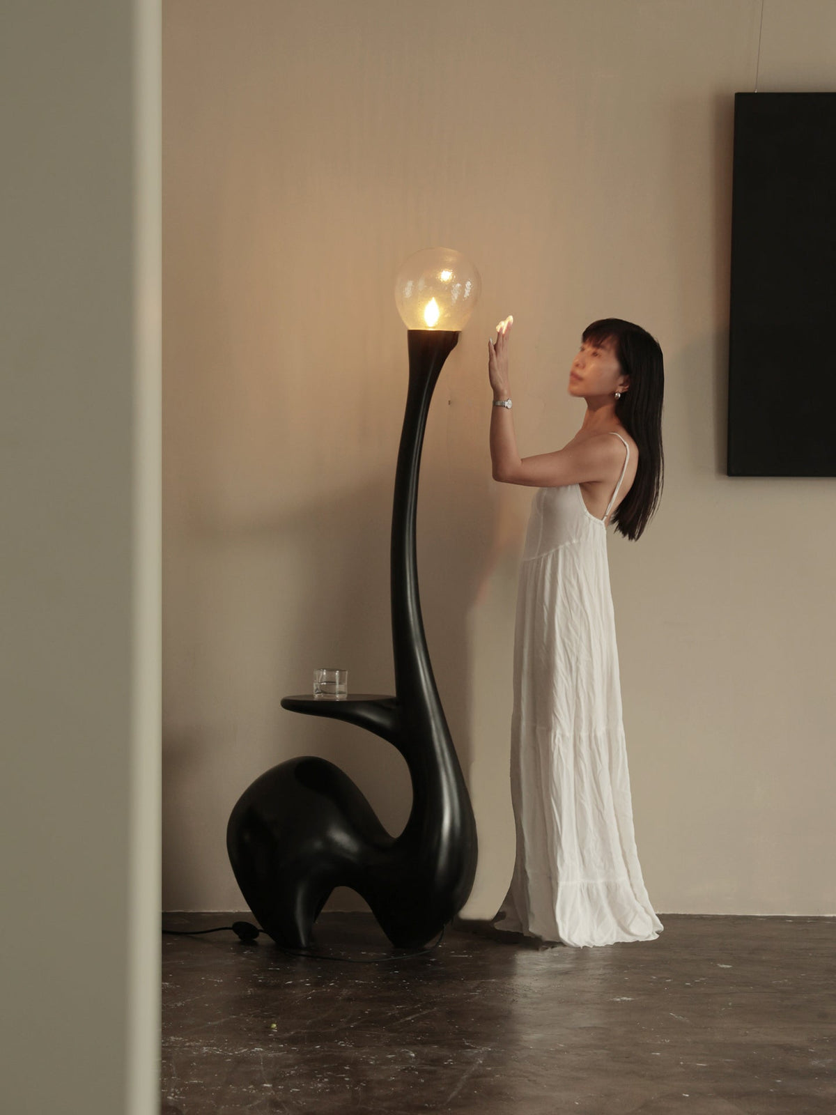 Elero Sculptural Floor Lamp