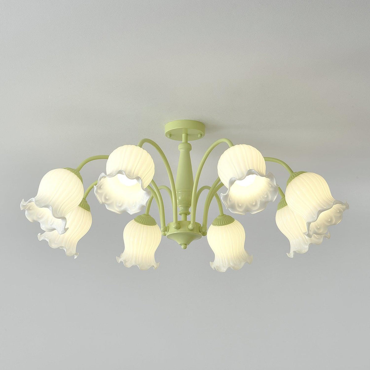 Fantasy Lily Chandelier