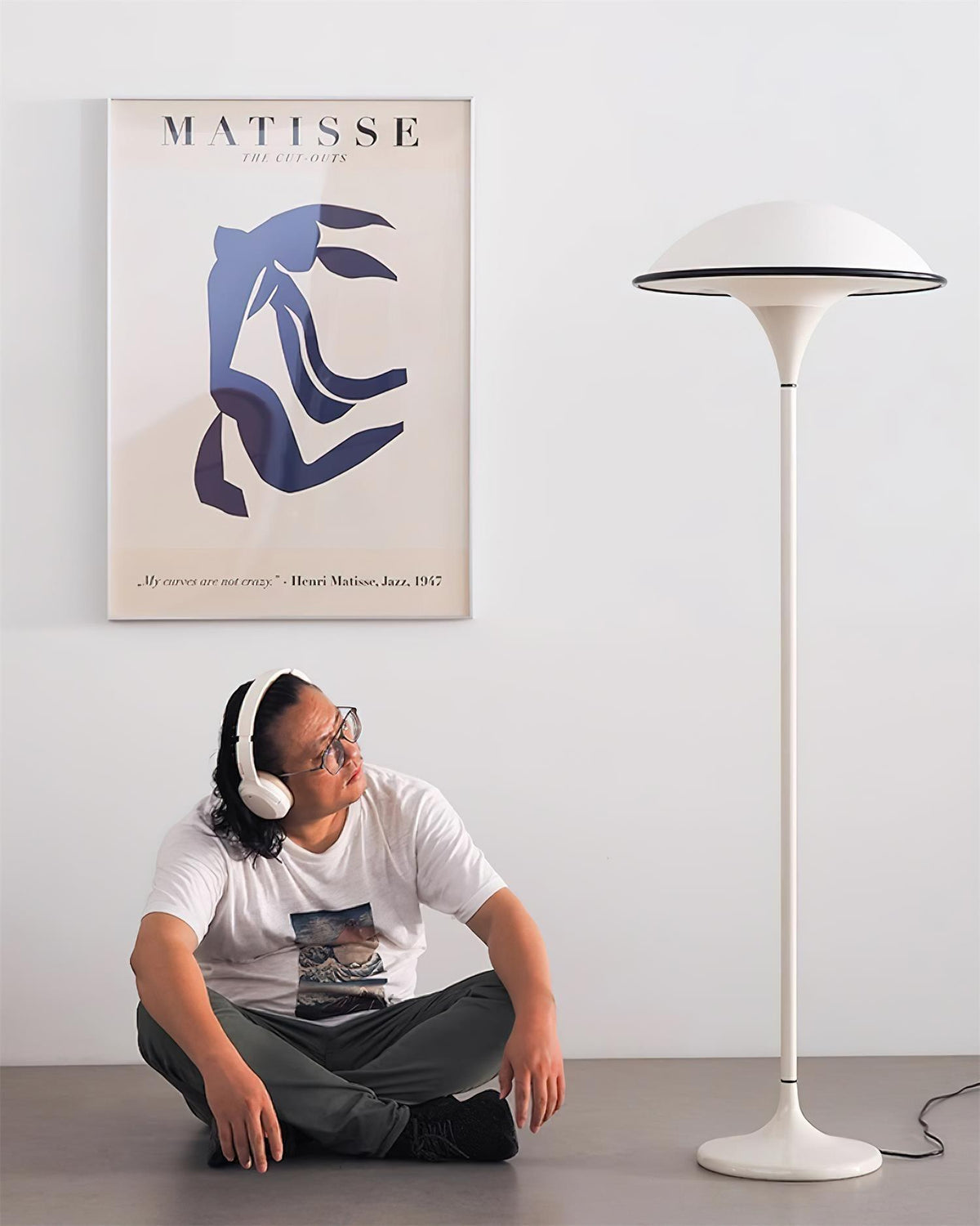 Foggy Saucer Floor Lamp 15.7"