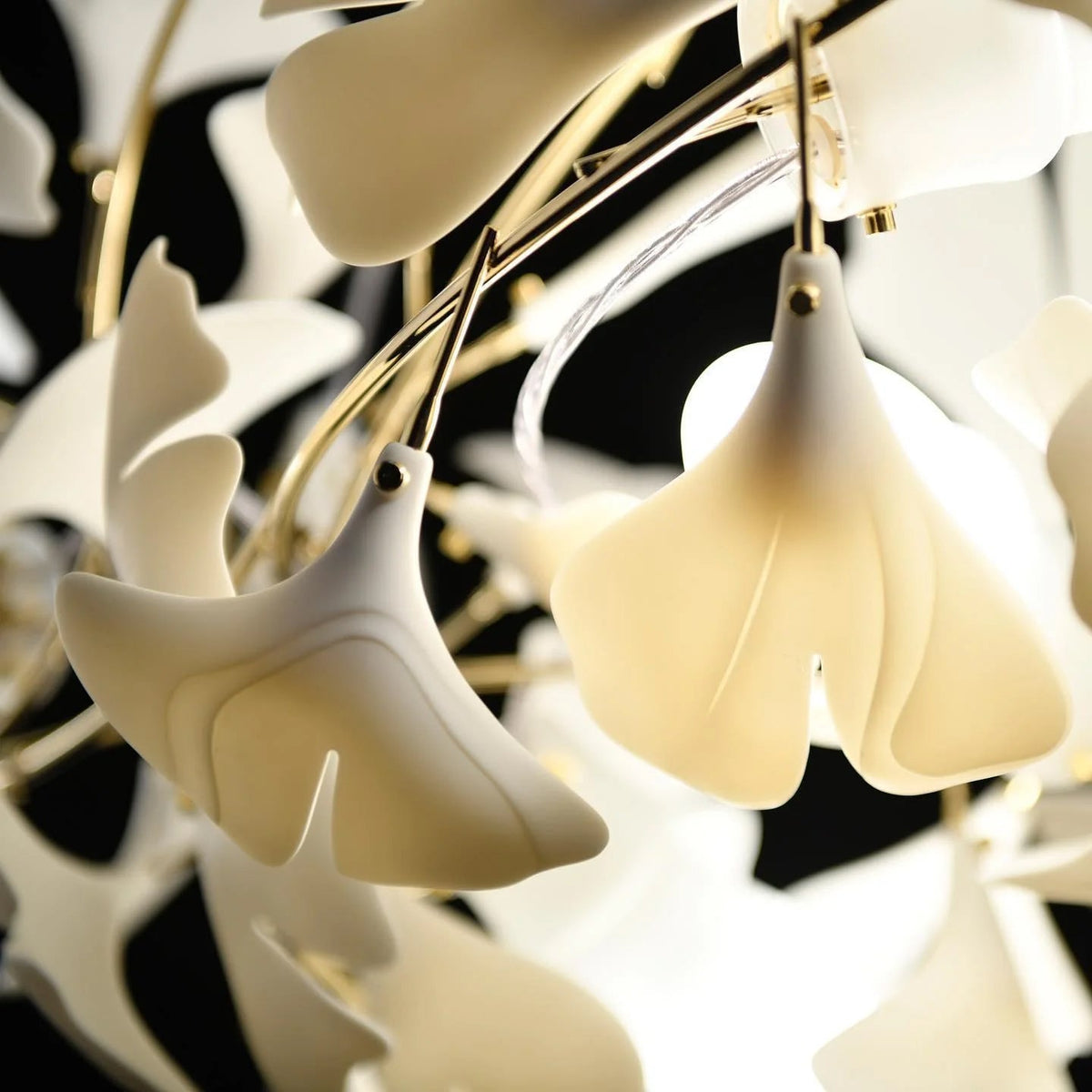 Gingko Chandelier U 23.6″