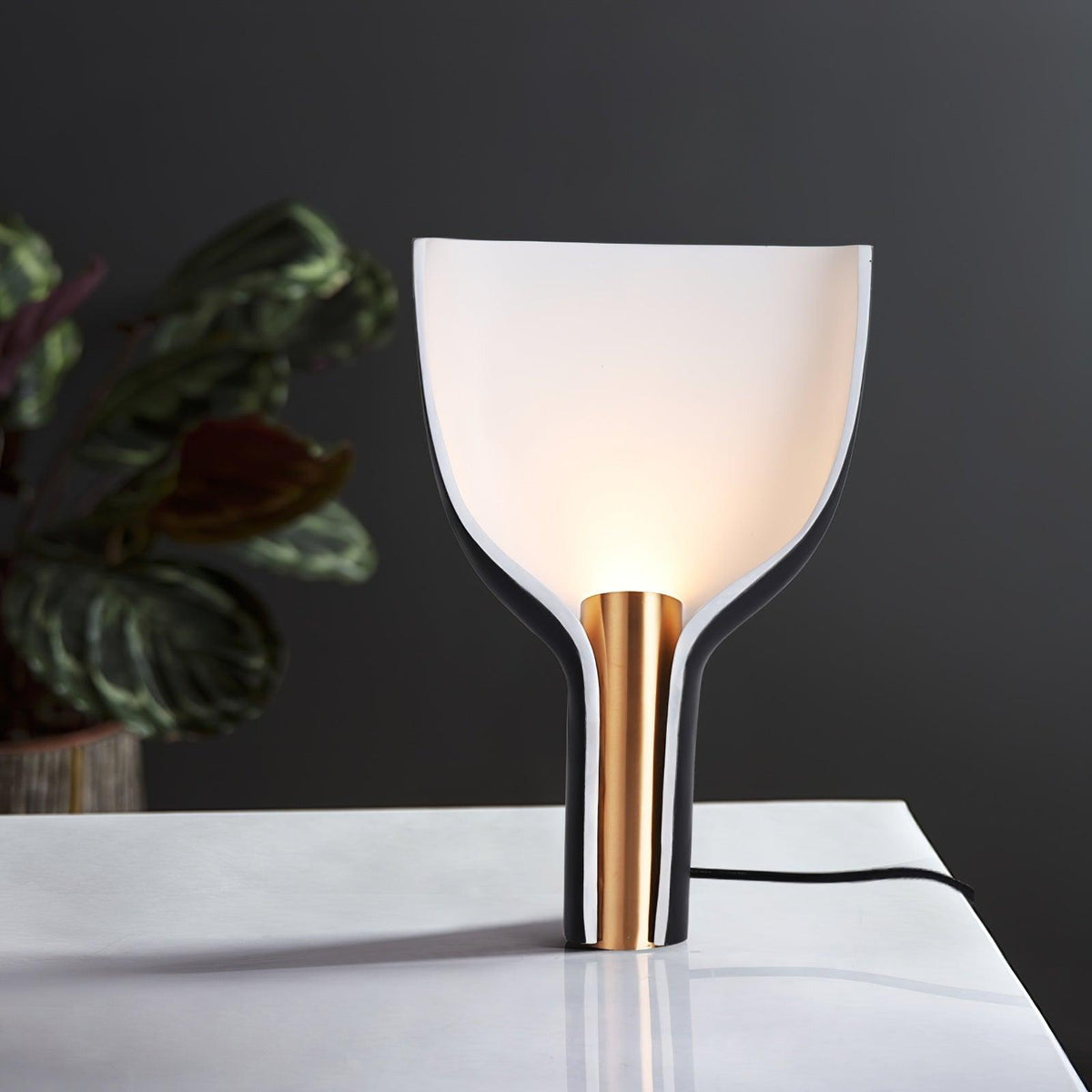 Half-Funnel Table Light