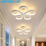 Acrylic Flower Twisted LED Chandelier Ceiling Lamp for Living Room, Hotel Decor