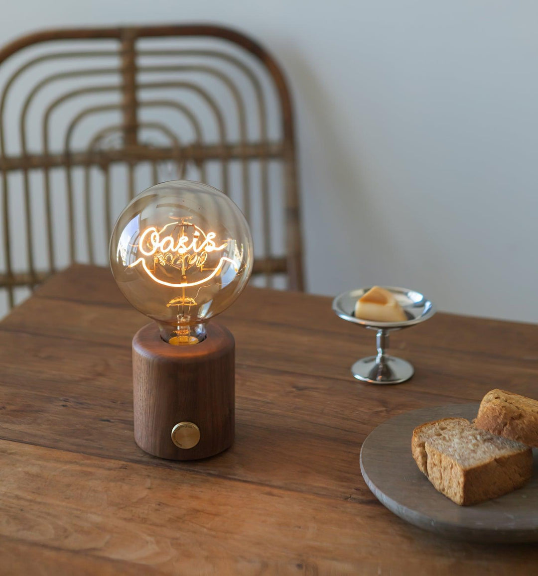 Kuitt Smiley Table Lamp 4.9"