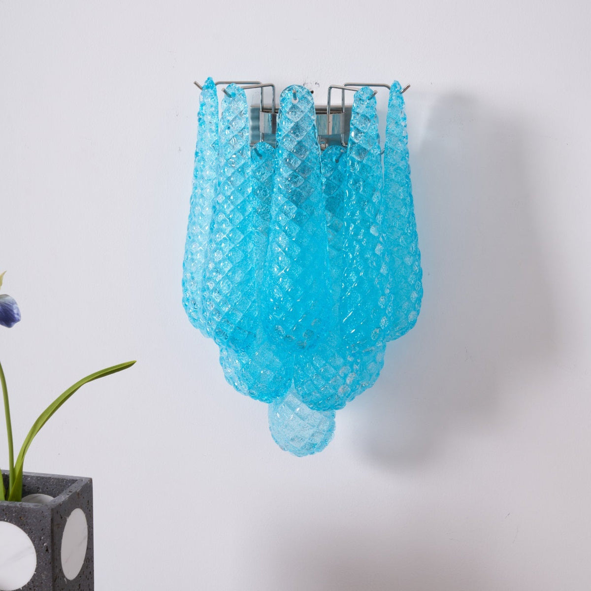 Lagoon Bloom Wall Lamp