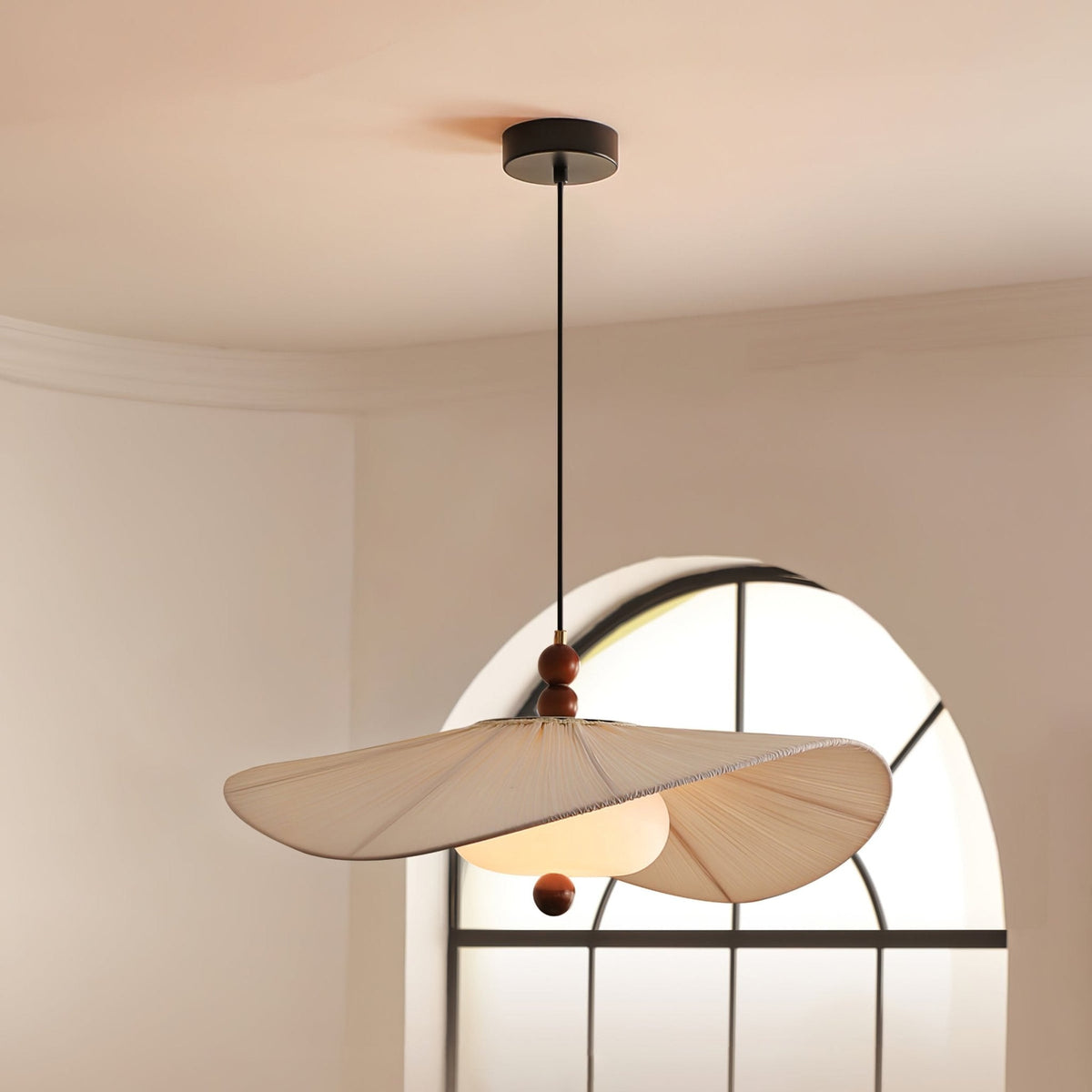 Lilium Drift Pendant Lamp