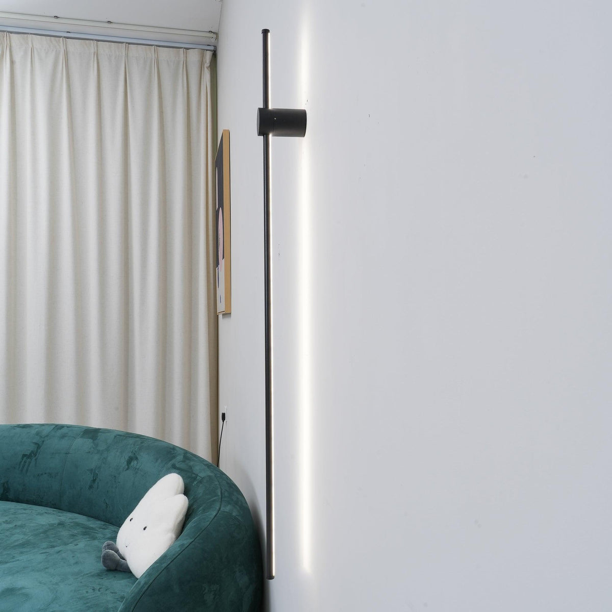 Linear LED Wall Light