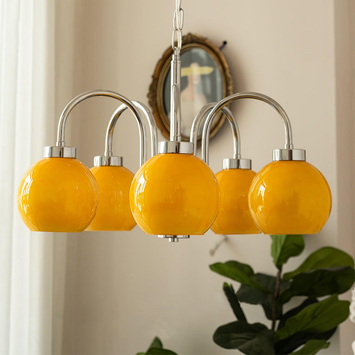 Loa Chandelier