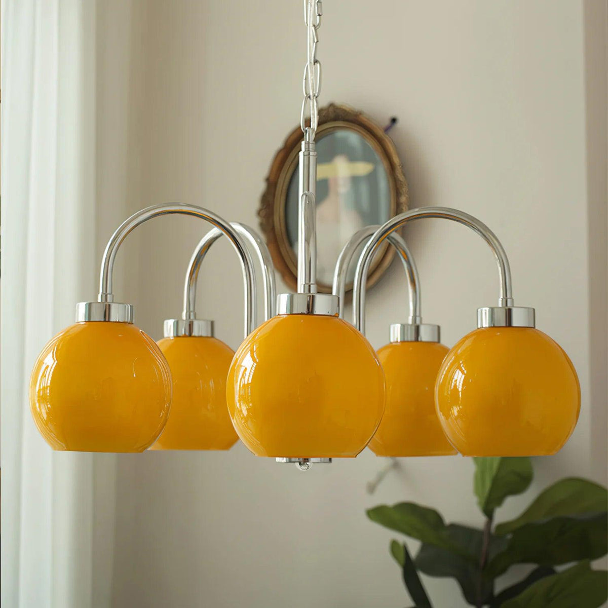 Loa Chandelier