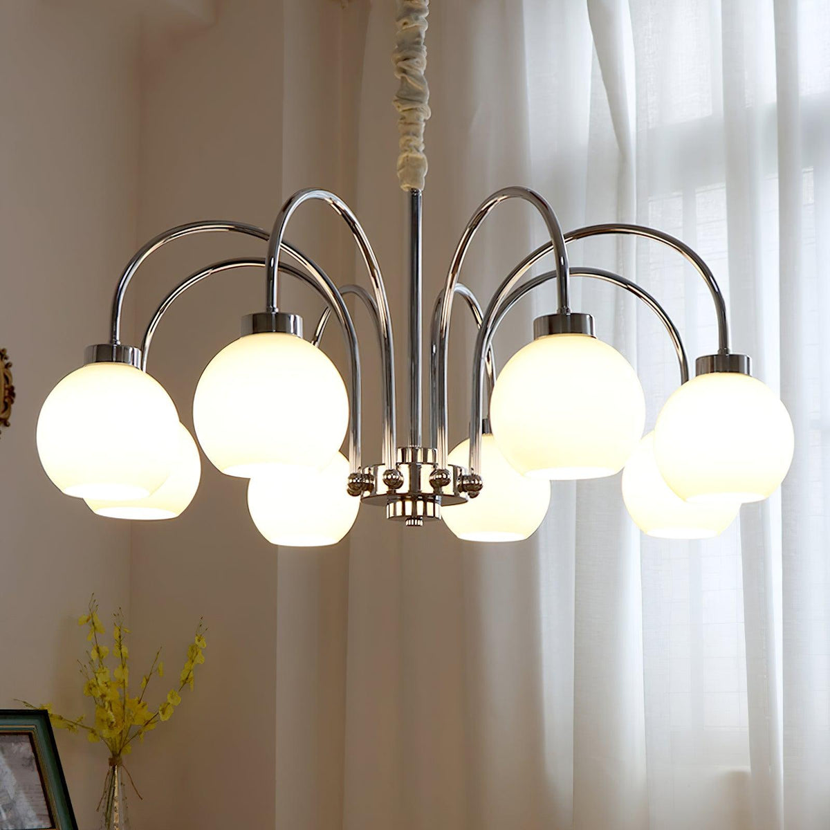 Loa Chandelier
