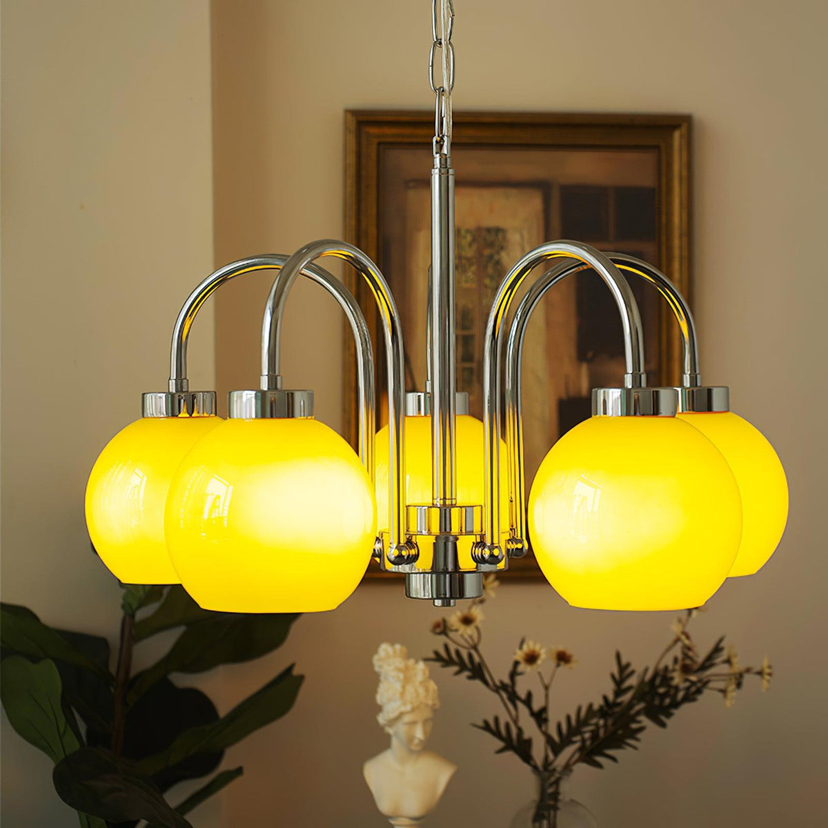 Loa Chandelier