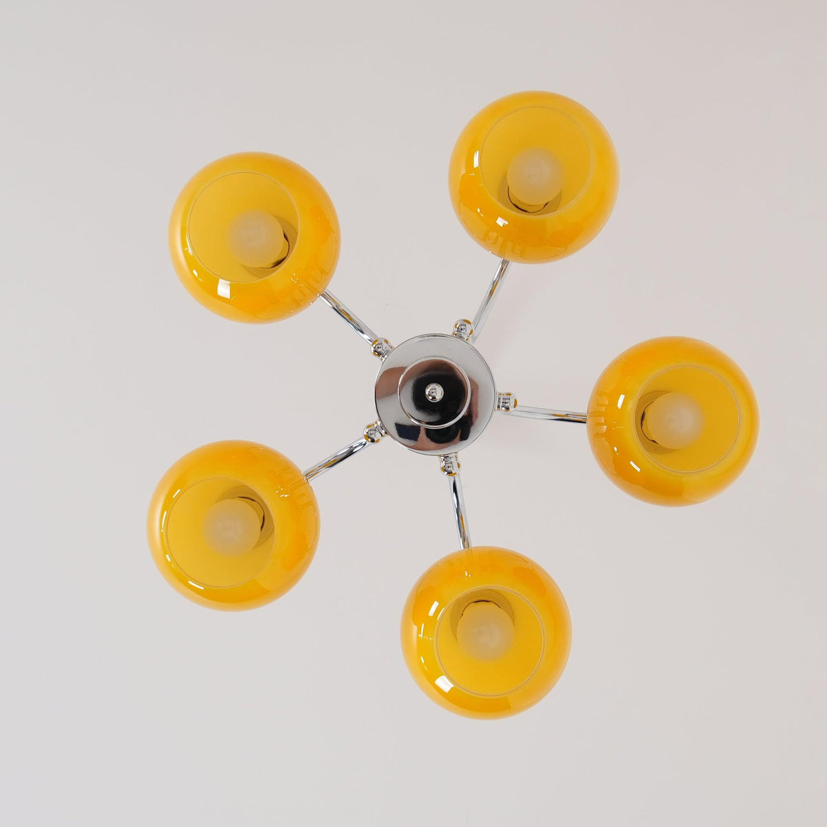 Loa Chandelier