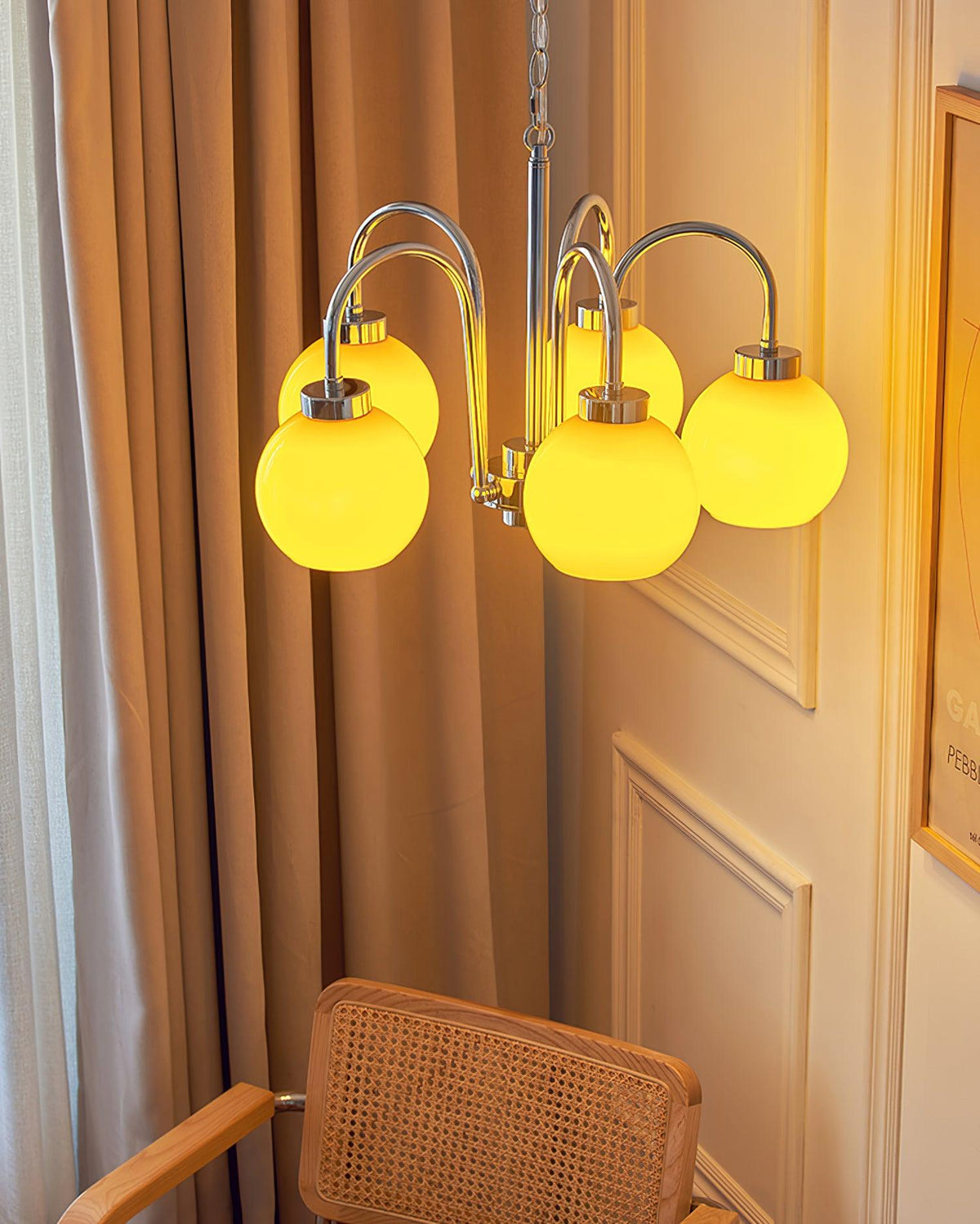 Loa Chandelier