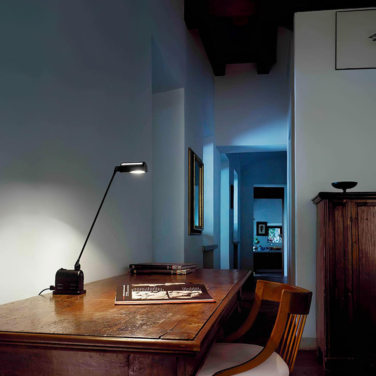 Apex Flex Table Lamp 4.3"