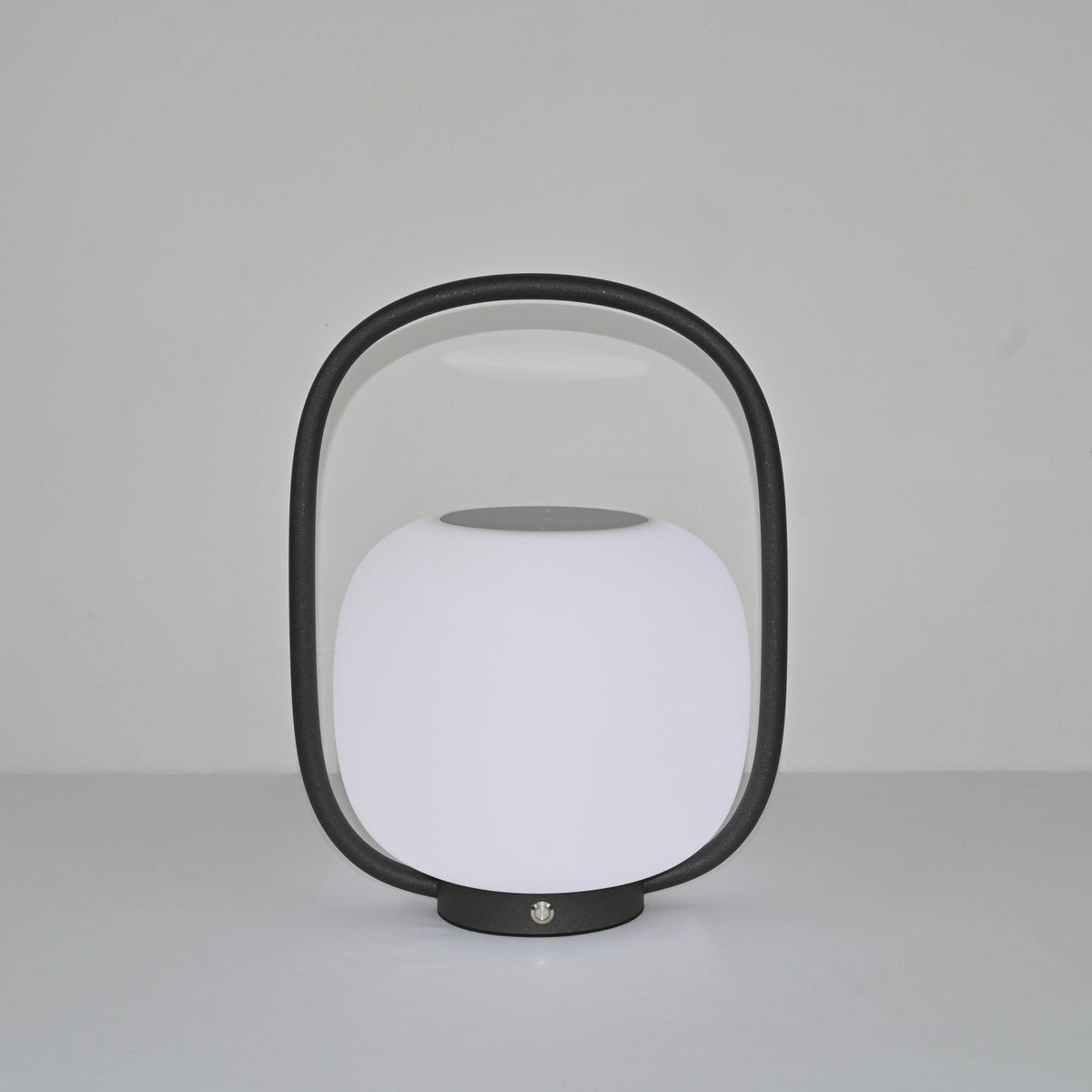Lunava Lantern Outdoor Lamp