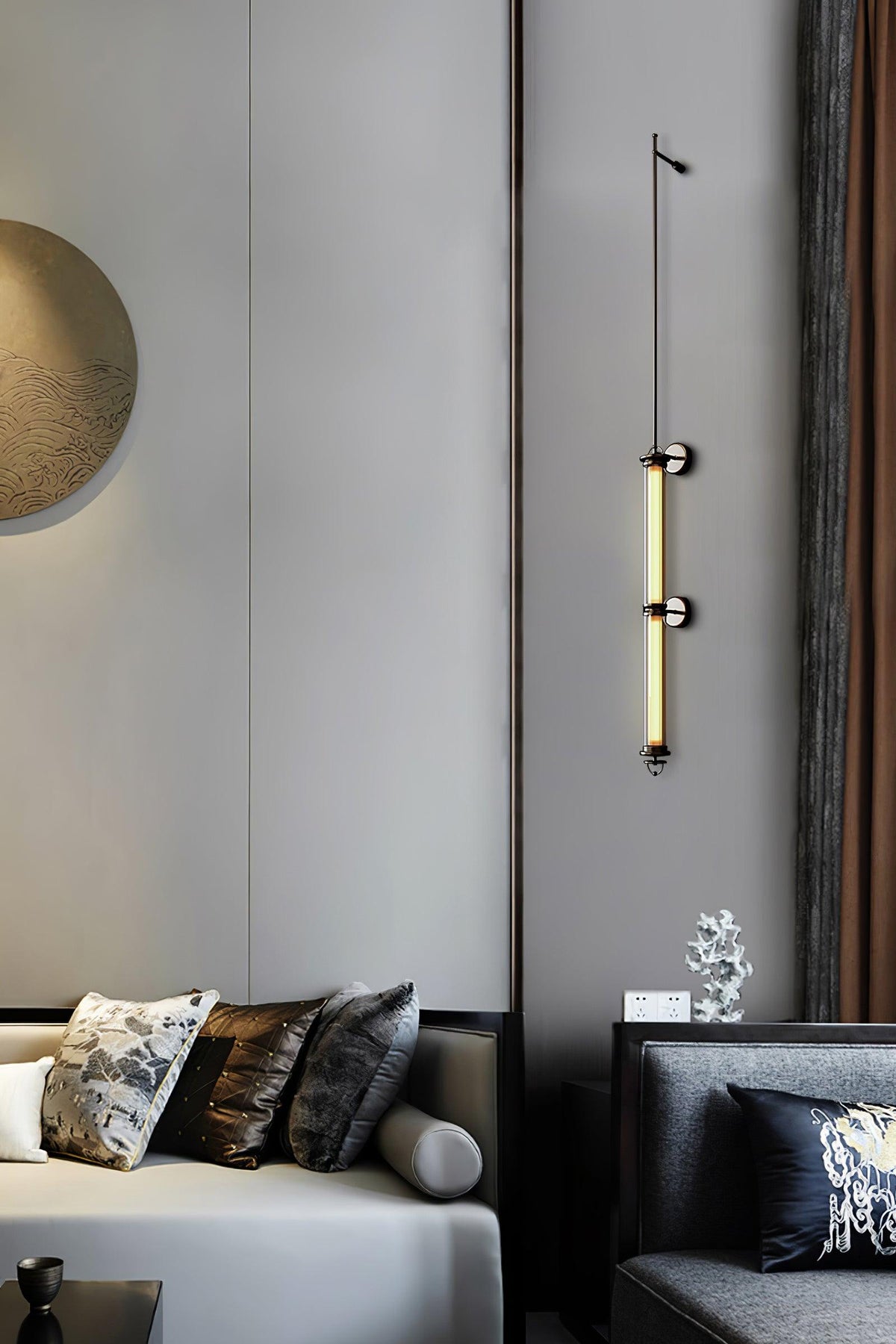 Meridian Vertical Wall Sconce 3.9"
