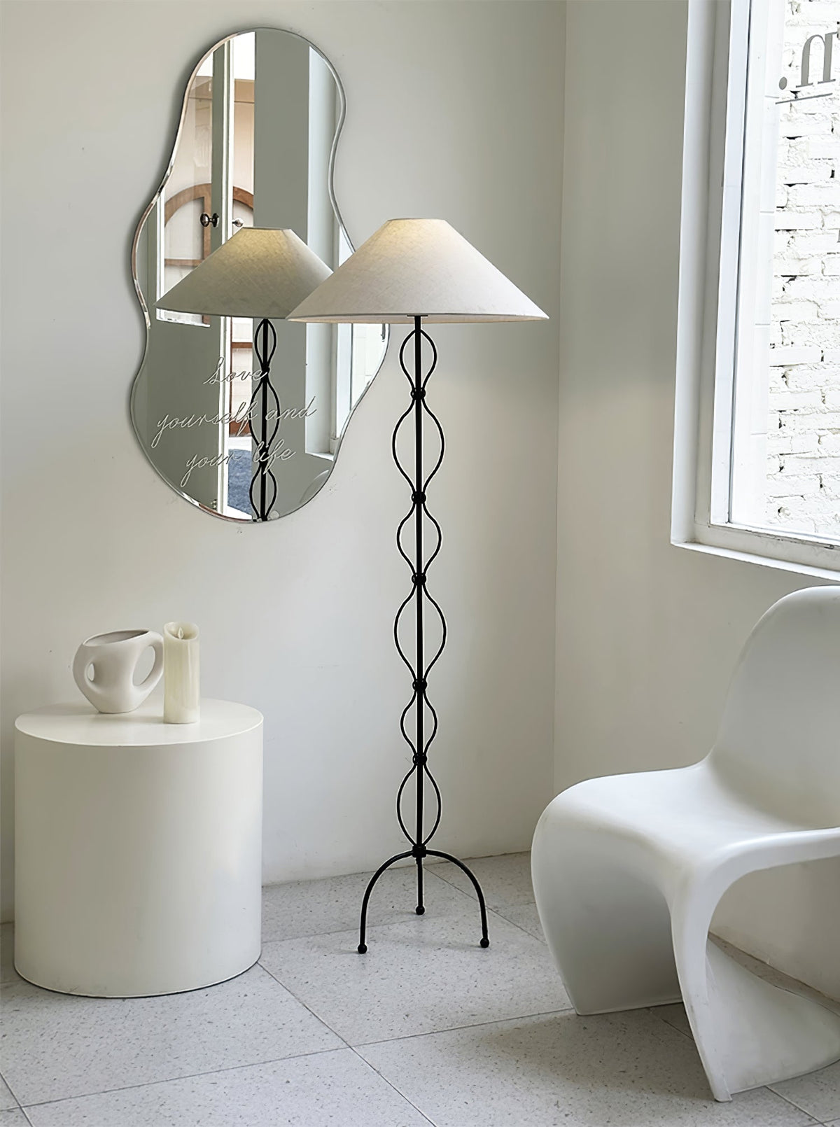 Minimalist Iron Twist Floor Lamp