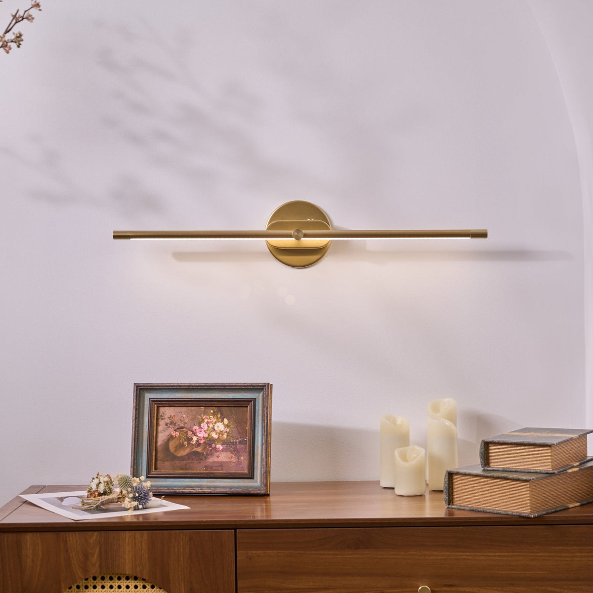Minimalist Linear Rechargeable Wall Lamp