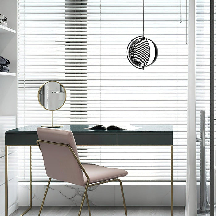 Mondo Pendant Light