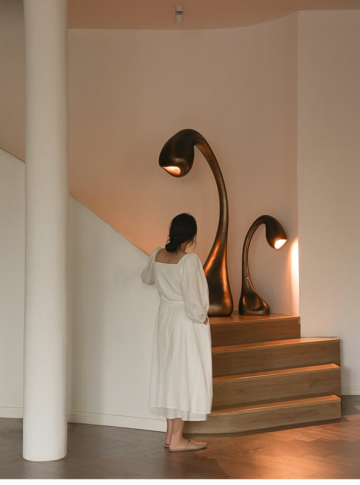 Noor Grande Sculptural Floor Lamp
