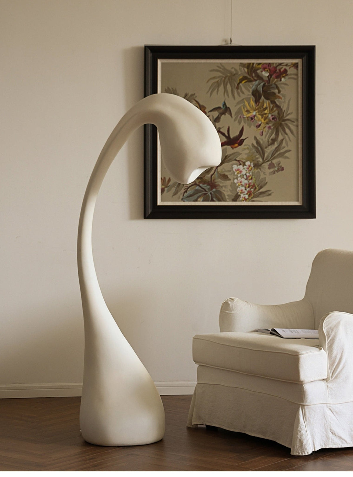 Noor Grande Sculptural Floor Lamp