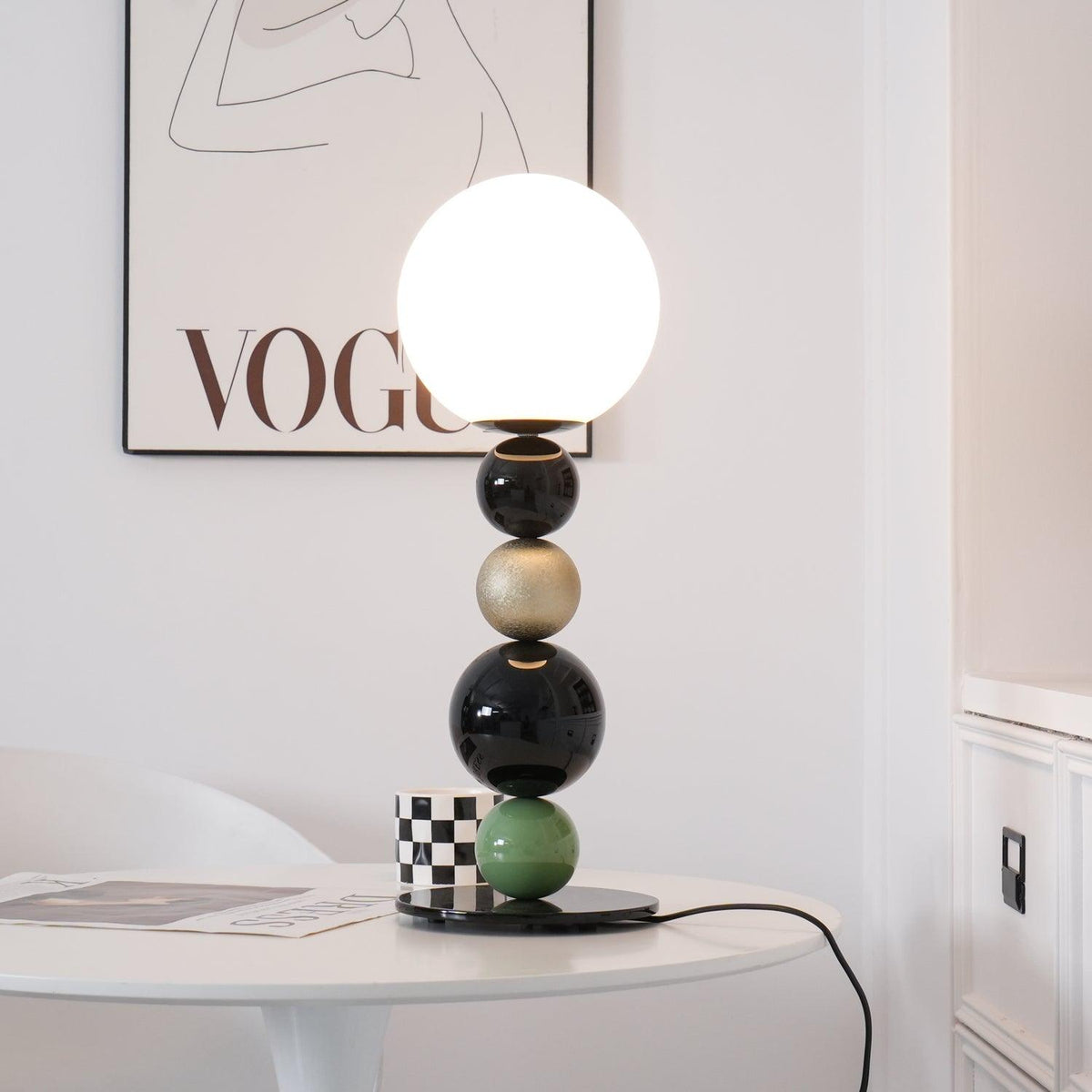 Round Balls Stacking Table Lamp 7.9"