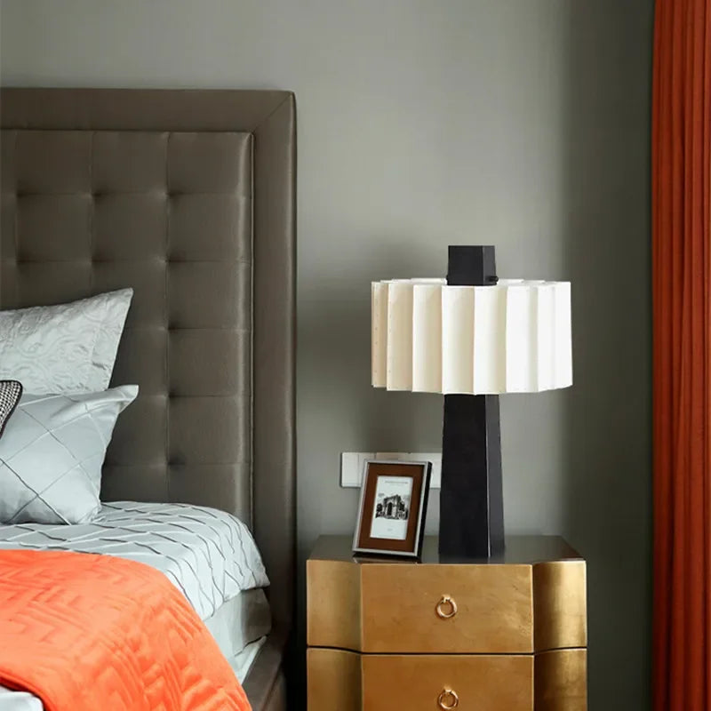 Minimalist Scandinavian Bedside Lamp Black Vertical Table Light