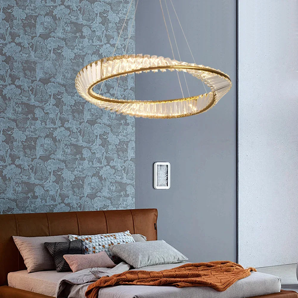 Gold Möbius Strip Pendant Chandelier for Luxe Living and Dining Spaces