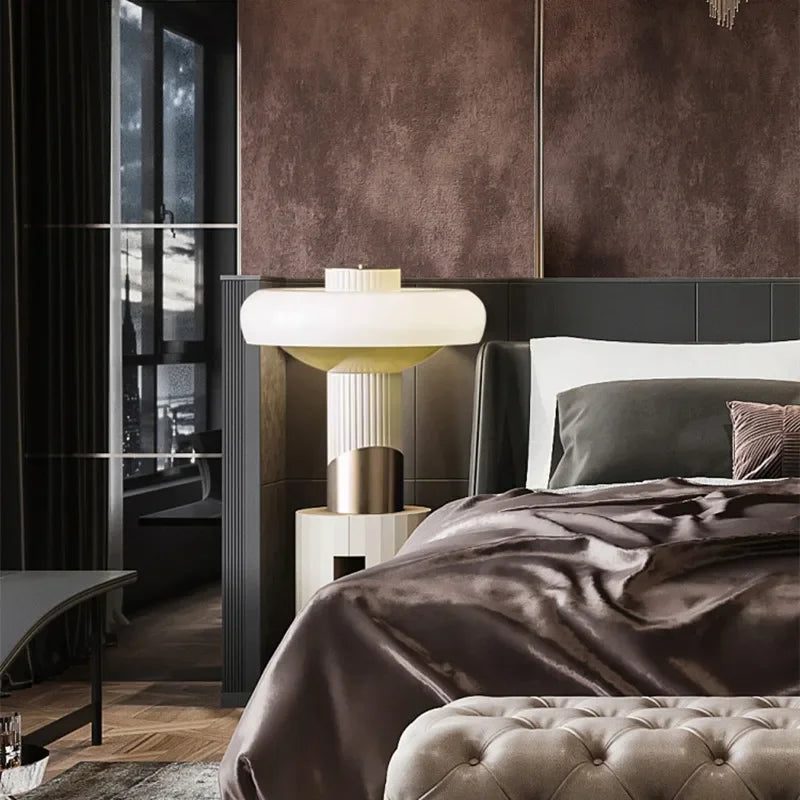 Minimalist Luxury Desk Lamp for Living Room Bedroom Study Hotel Model Room