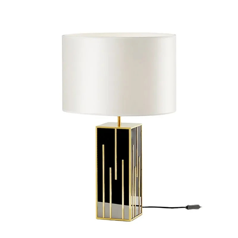 Luxury Gold Metal LED Desk Lamp for Hotel Bedroom & Study