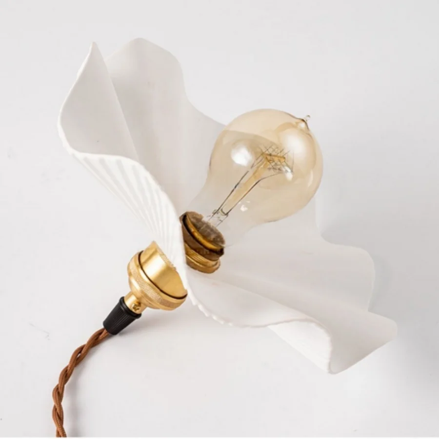 Nordic Modern LED Pendant Lights Living Room Ceramic Flower Hanging Lamp