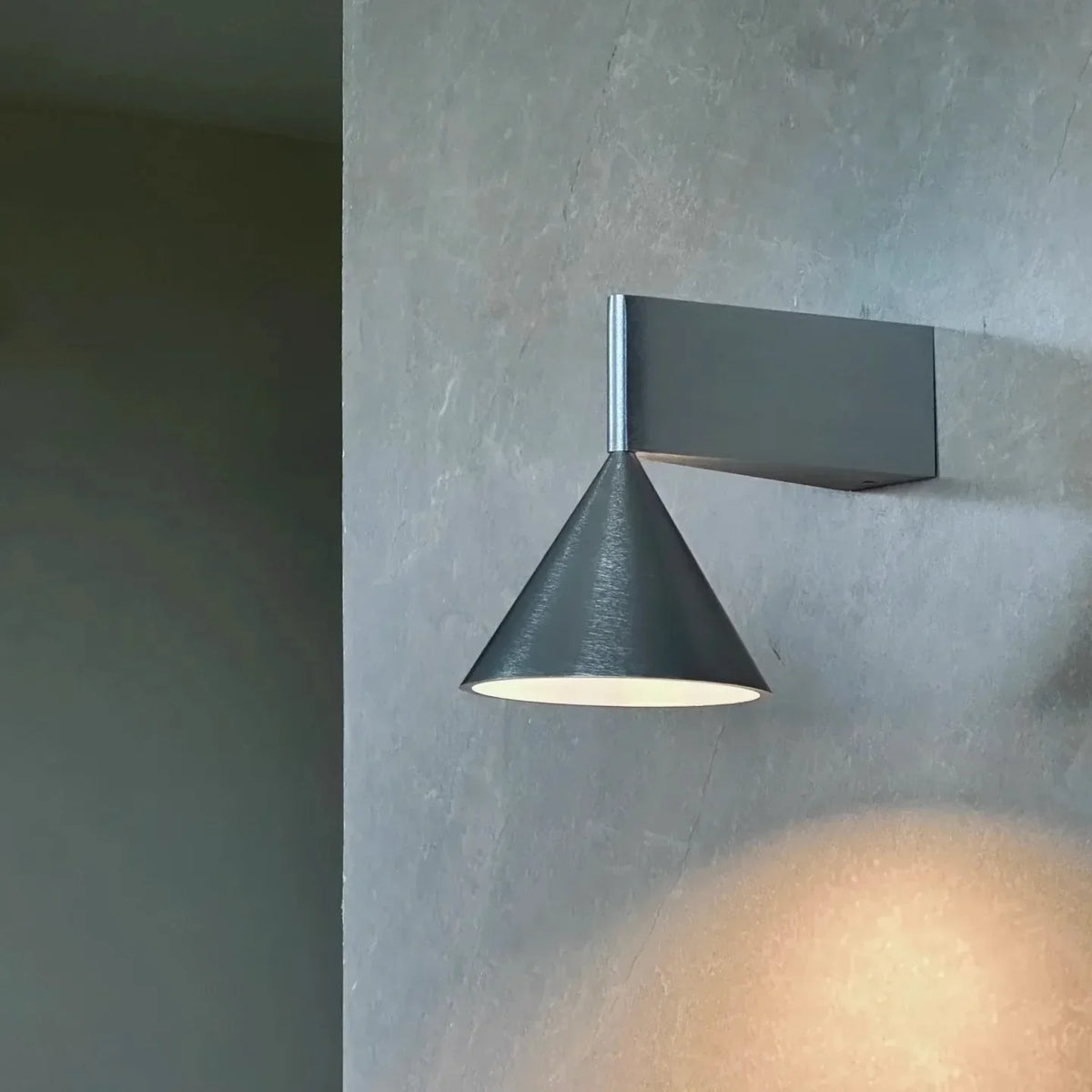 Metal Wall Light LED Sconce Lamp 7W for Bedroom & Living Room